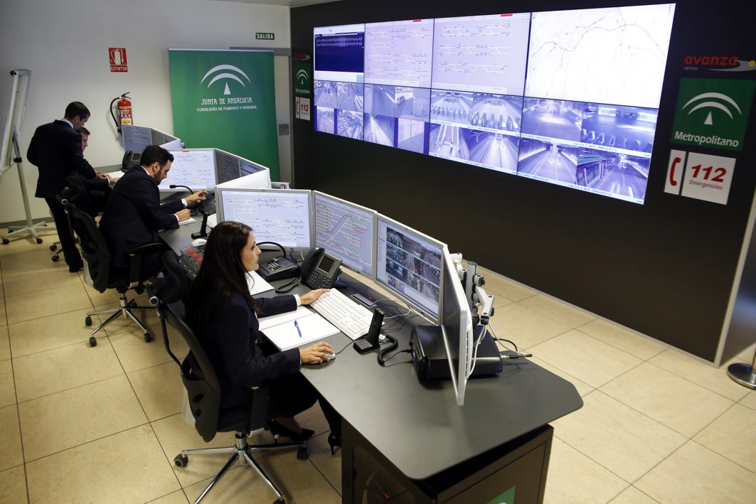 Control centralizado de las cámaras de seguridad del metro.